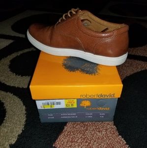 Boy's casual shoes